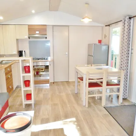 Home-cosy - 6 Pers - 40 M2 3 Ch - 2 Sdb Et 2 Wc 펜션 *