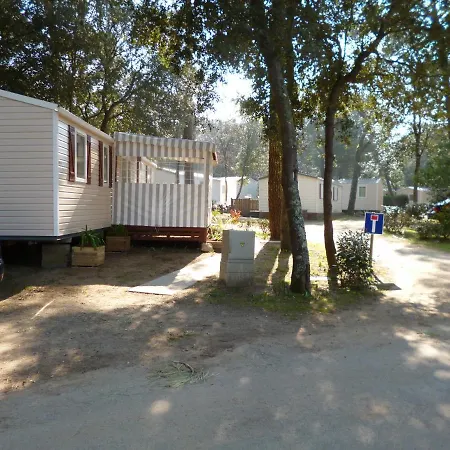 Home-Cosy 40 M2 Equipe, Confort, Calme 3 Ch - 2 Sdb Et 2 Wc * Saint-Brevin-les-Pins